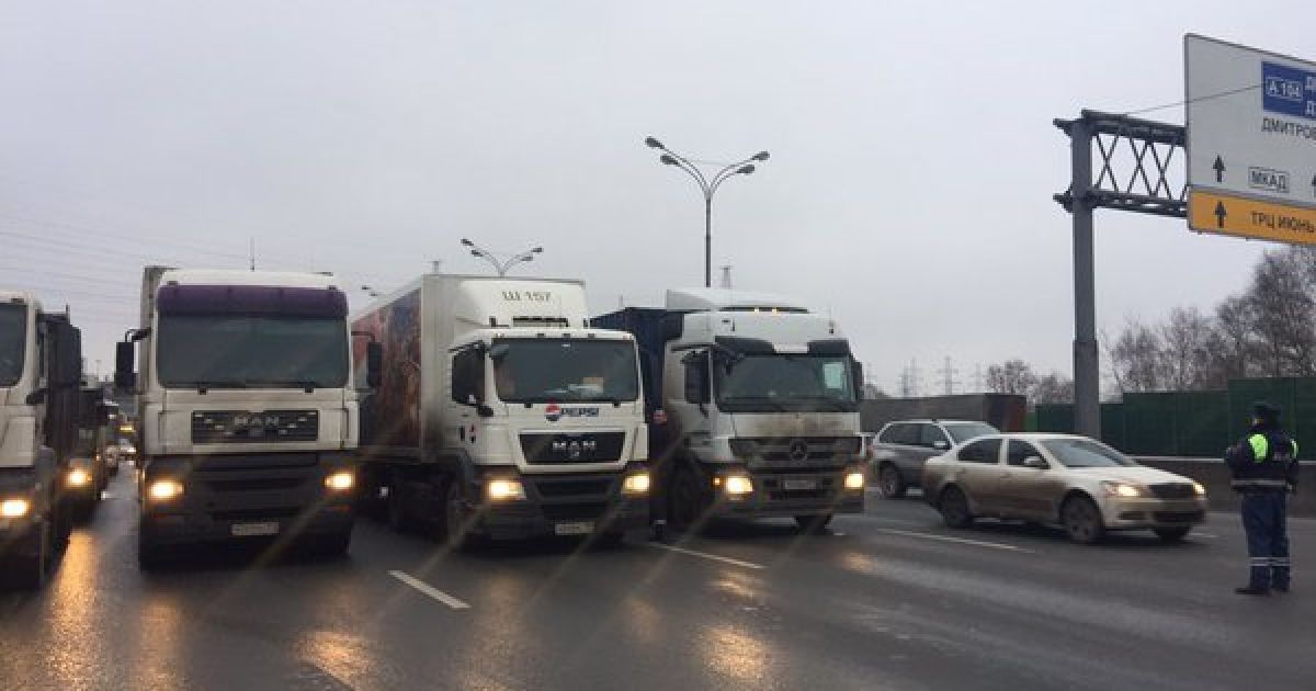 В Москве с 14 января изменятся правила въезда грузовиков