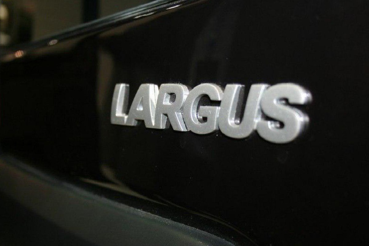 В Lada Largus на АвтоВАЗе забыли установить динамики!?