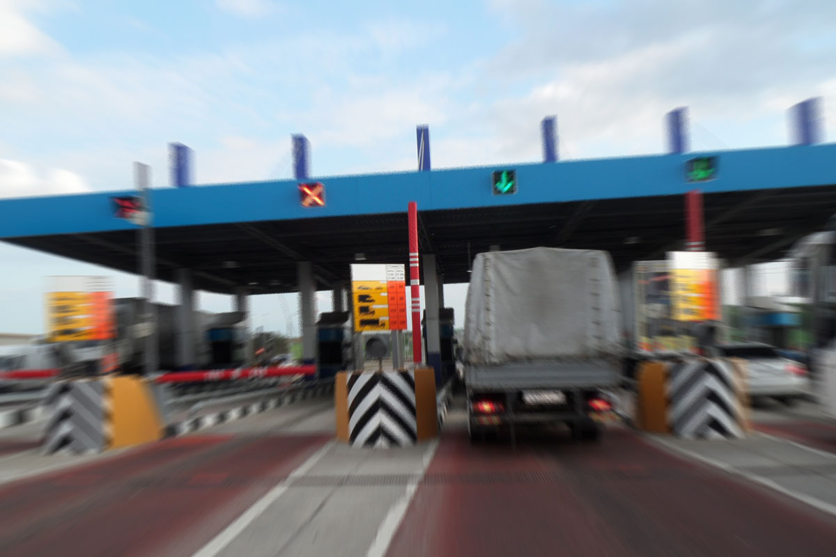 Минтранс намерен повысить тарифы на платных дорогах