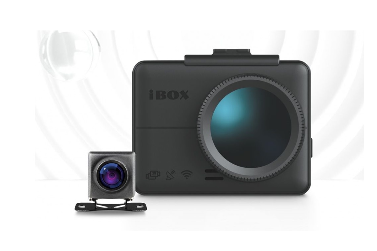 Видеорегистратор с GPSГЛОНАСС базой камер iBOX Galax WiFi GPS DUAL Камера заднего вида RearCam