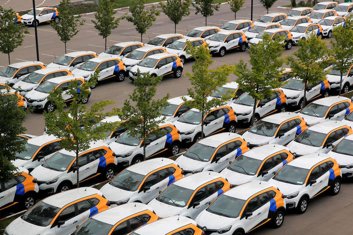 В Москве увеличен срок льготных разрешений на парковку автомобилей каршеринга